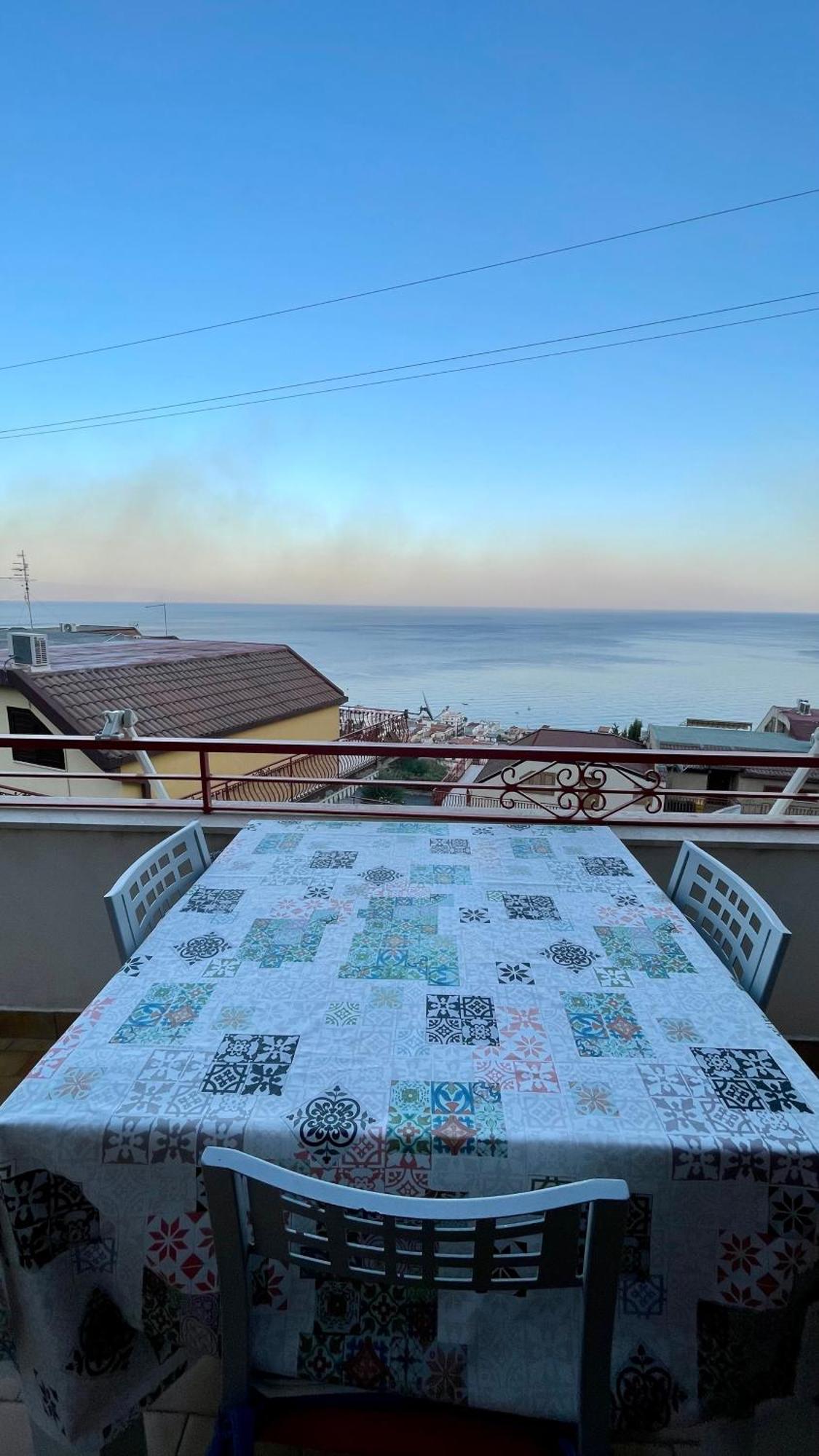 Baia Aurora Villa Letojanni Exterior foto